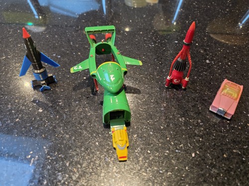 Thunderbirds matchbox vehicle - matchbox,