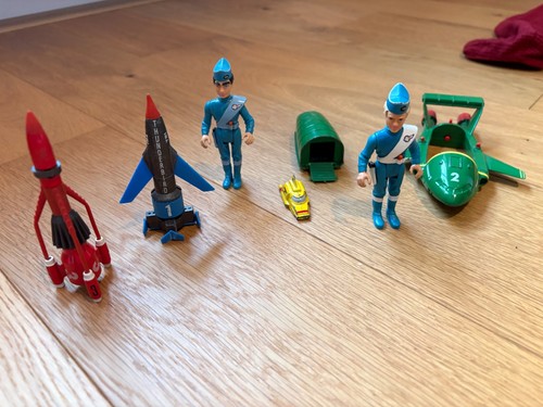 Thunderbirds matchbox vehicle - thunderbirds,