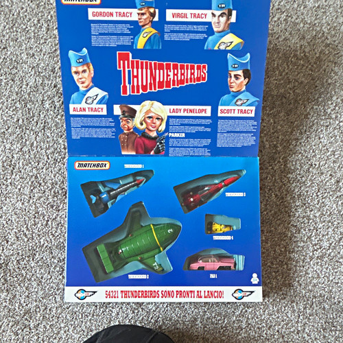 Matchbox thunderbirds tracy - matchbox,