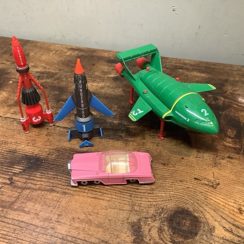 Matchbox thunderbirds 2 3 - thunderbirds,