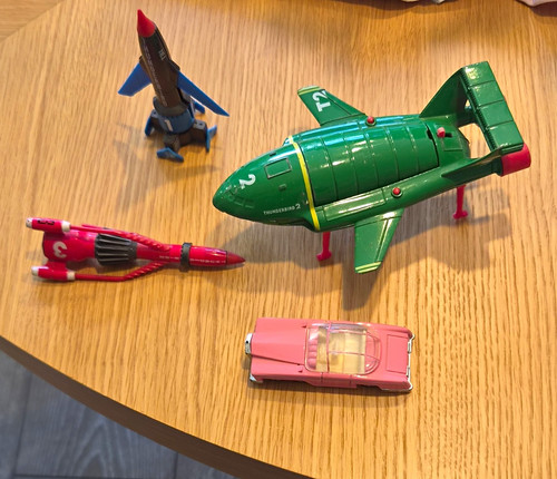 Matchbox thunderbirds 1992 - thunderbirds,