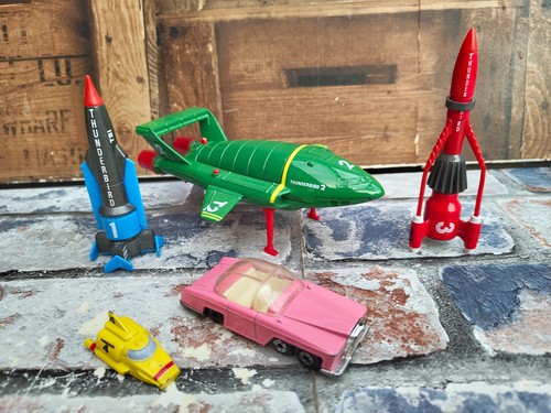 Thunderbirds matchbox vehicle - thunderbirds,